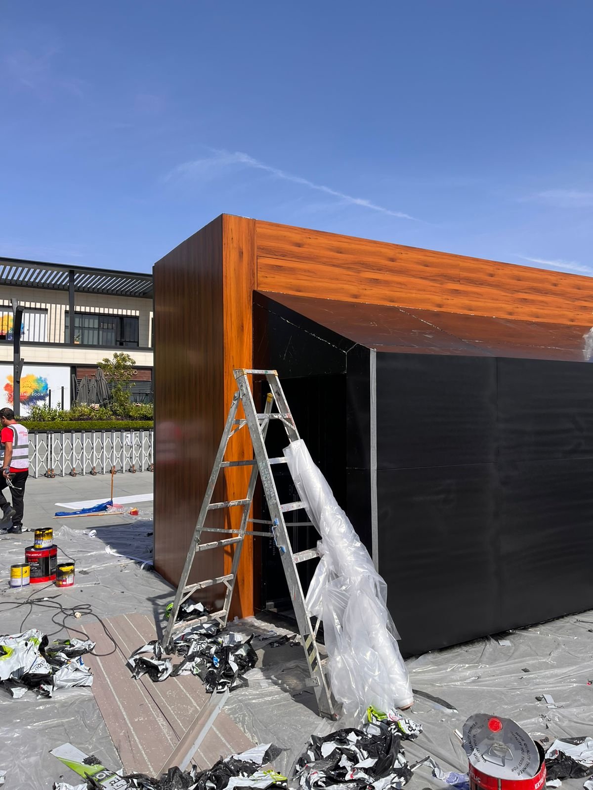 CRT television totem at MDL Beast