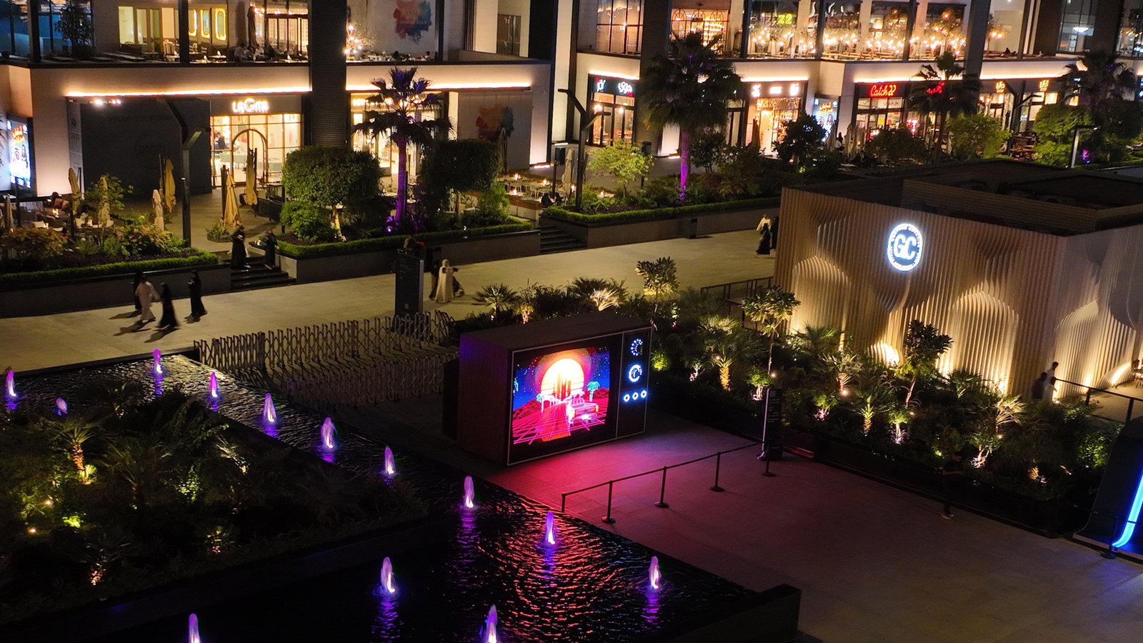 CRT television totem at MDL Beast