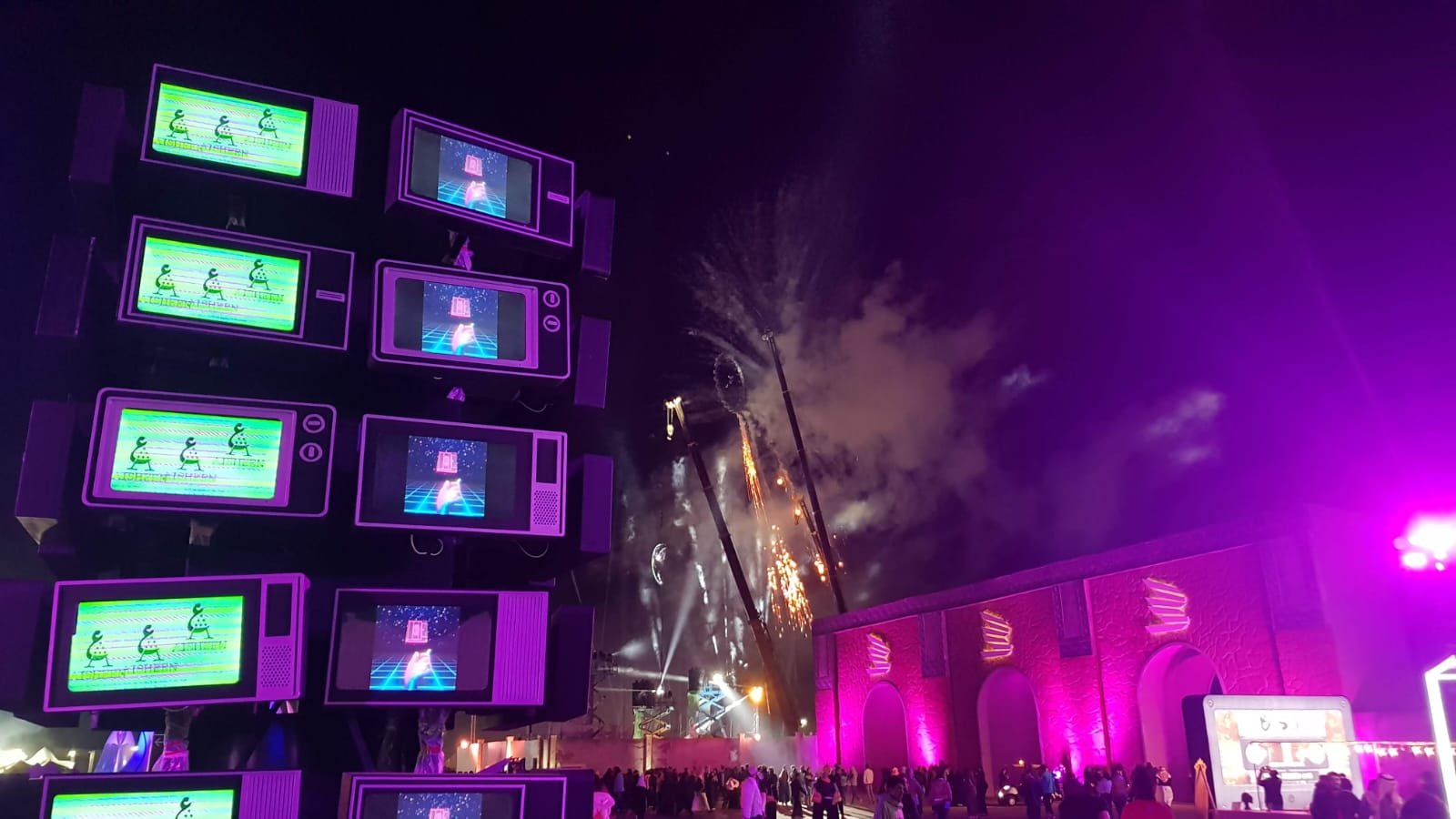 CRT television totem at MDL Beast